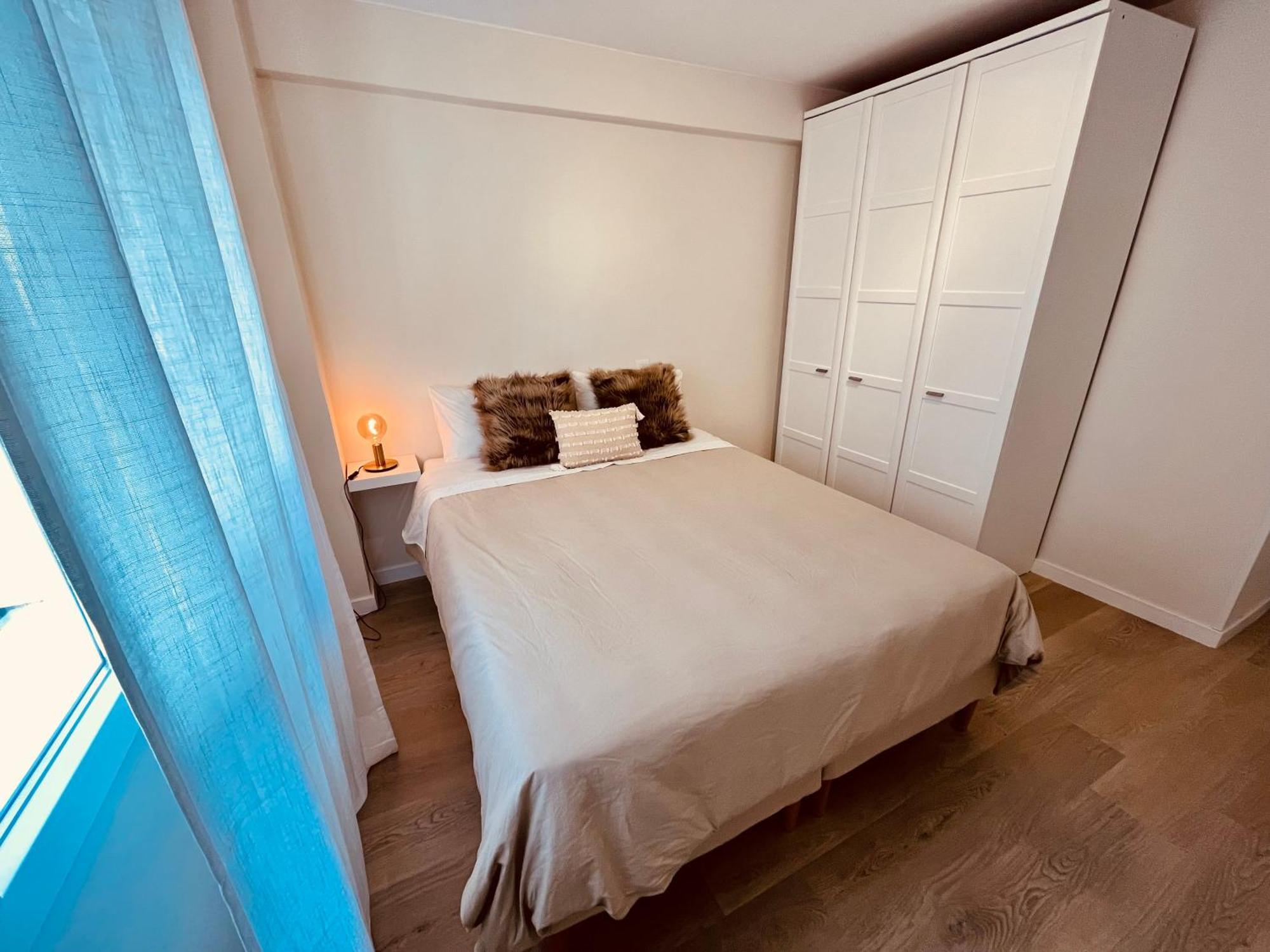 Apartamento Premio Real 18 Gijón Exterior foto